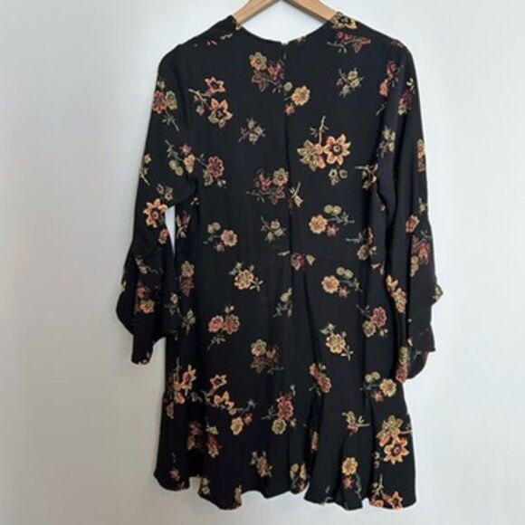 A.L.C. Black Floral Ruffle Cassidy 100% Silk Dress Size 14 - Picture 9 of 9